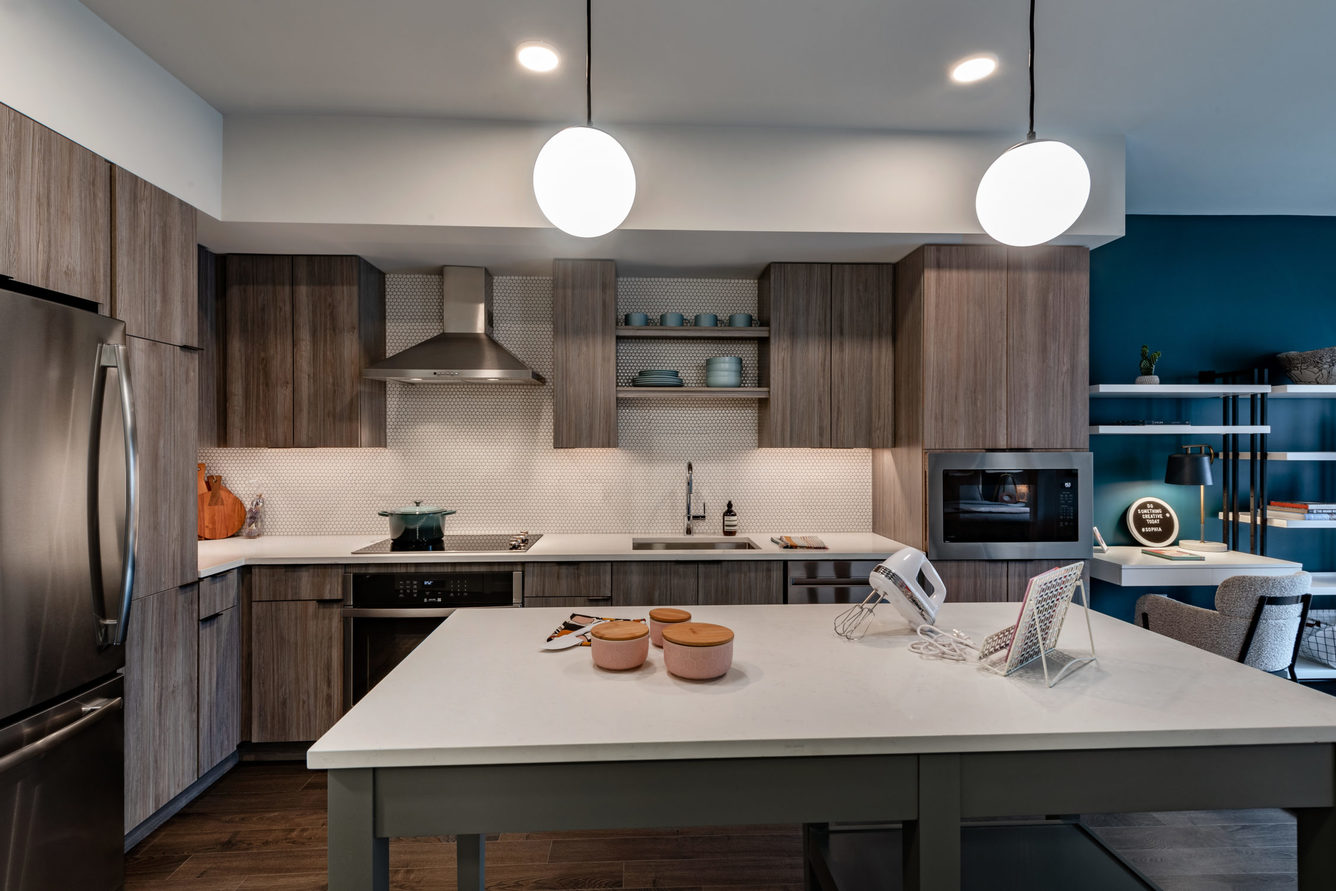 The Earl I Brand New Apartments in Clarendon, VA