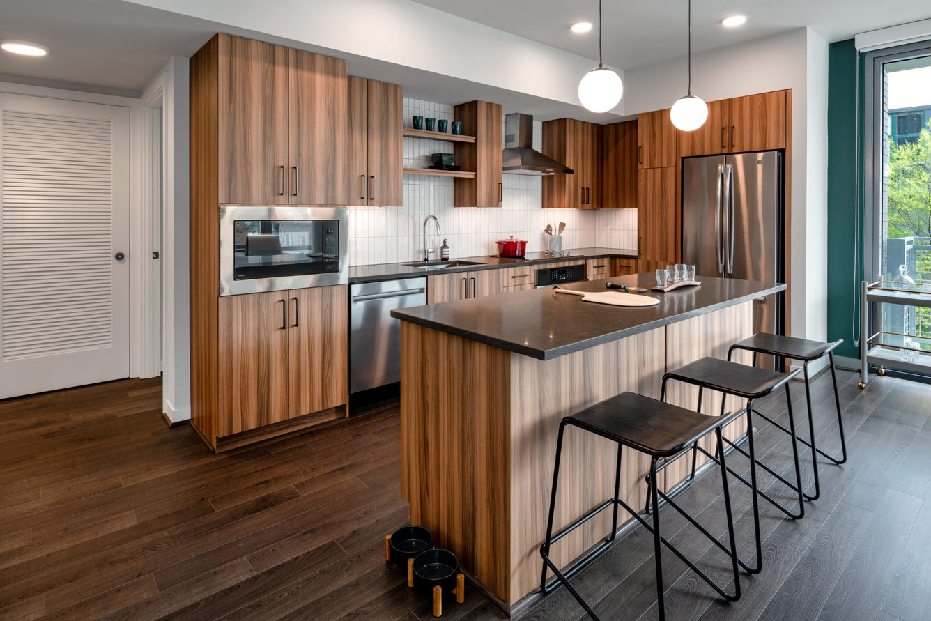 The Earl I Brand New Apartments in Clarendon, VA