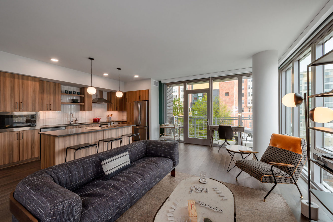 The Earl I Brand New Apartments in Clarendon, VA